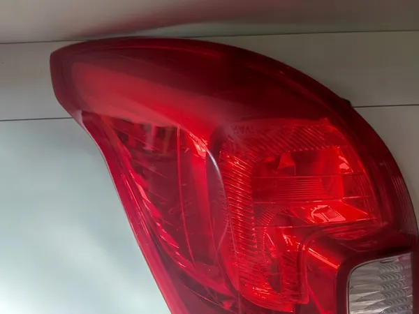 Luz Trasera Izquierda Opel Mokka 42599461 image 3