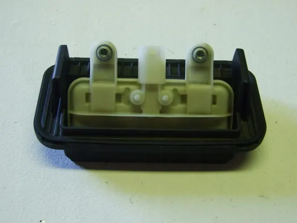 Poignée hayon Mercedes E W212 OEM A2127501593 image 3