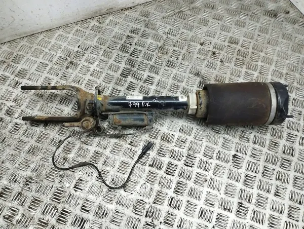 Amortisseur pneumatique avant Mercedes-Benz ML W164 2010 image 1