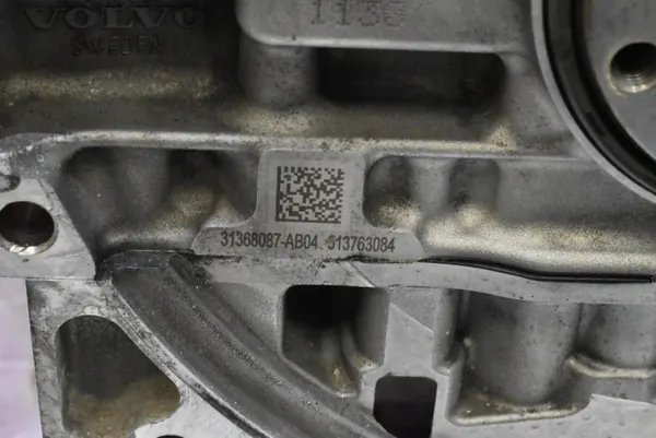 Motorblock Nedre Del OEM B4204T38 för Volvo V40 2.0 T2 image 5