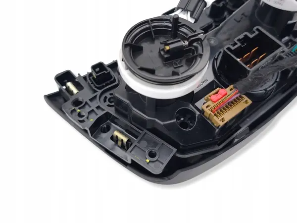 Chevrolet Trax klimatpaneler OEM 42588188 - Begagnad image 7