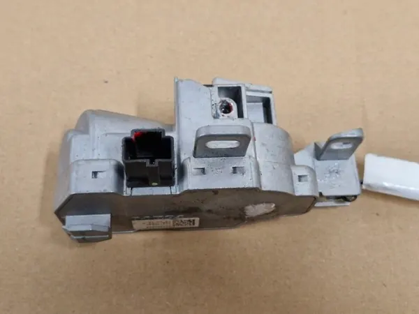 Verrou de direction Volvo V50 OEM 31340733 - Occasion image 5