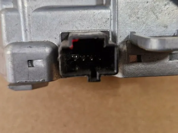 Verrou de direction Volvo V50 OEM 31340733 - Occasion image 6