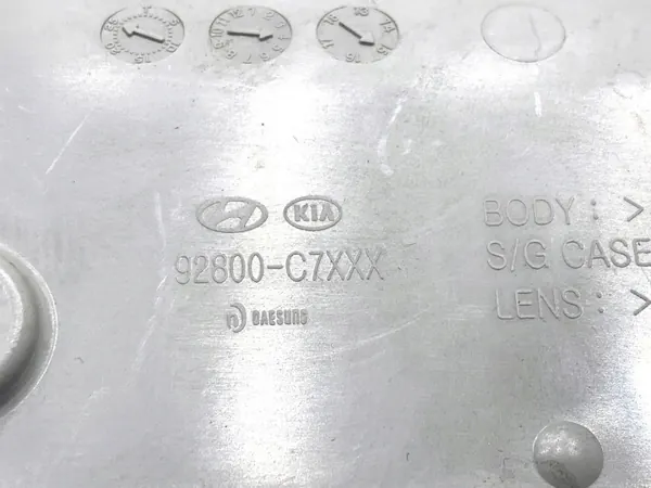Plaquette OEM 92810-C7010 pour Hyundai i20 II Intérieur image 5