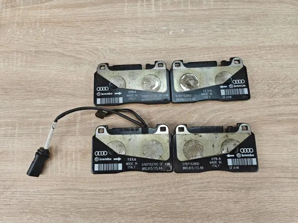 OEM 8R0615115AA/AB Bromsbelägg framaxel Audi A7 C7 image 2