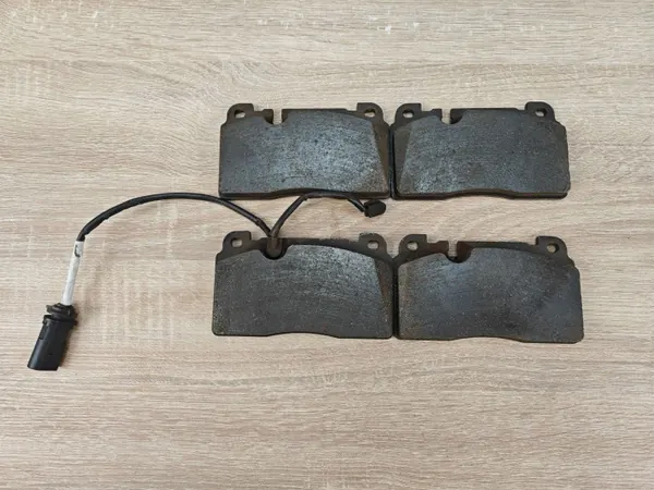 OEM 8R0615115AA/AB Bromsbelägg framaxel Audi A7 C7 image 6