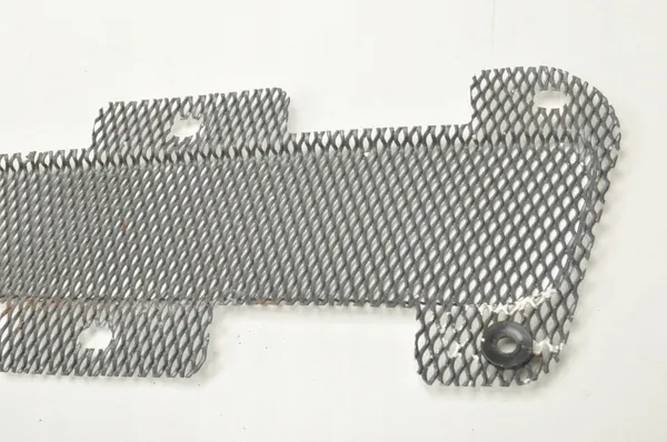 Grelha Aston Martin Vantage OEM 420514 - Usado image 5