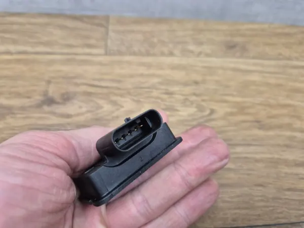 BMW Kraftstofftemperatursensor OEM 7274148 Benzin image 3