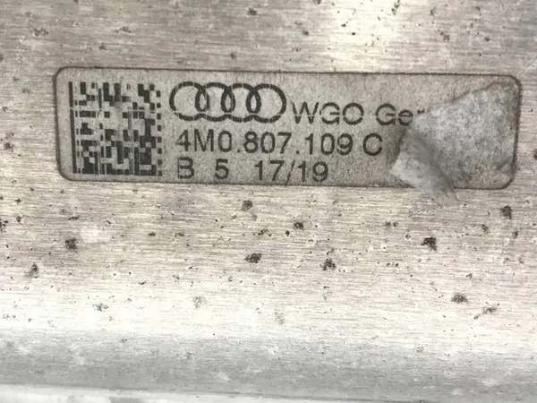 AUDI Q7 4M Feixe de Para-choque Frontal 4M0807109C image 8