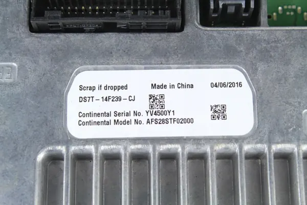 Ford Mondeo MK5 radionäyttö OEM DS7T-14F239-CJ image 4