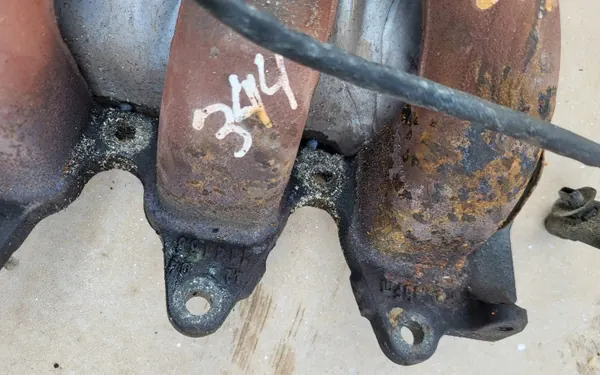 Avgasgrenrör värmeskydd OEM 114168 019 image 3