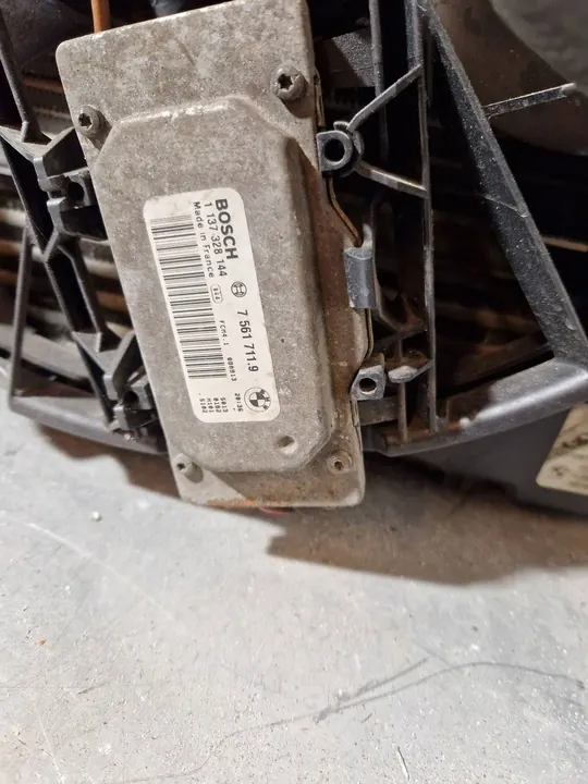 Radiador completo BMW X1 (E84) 2.0L Diesel 7524914 image 6