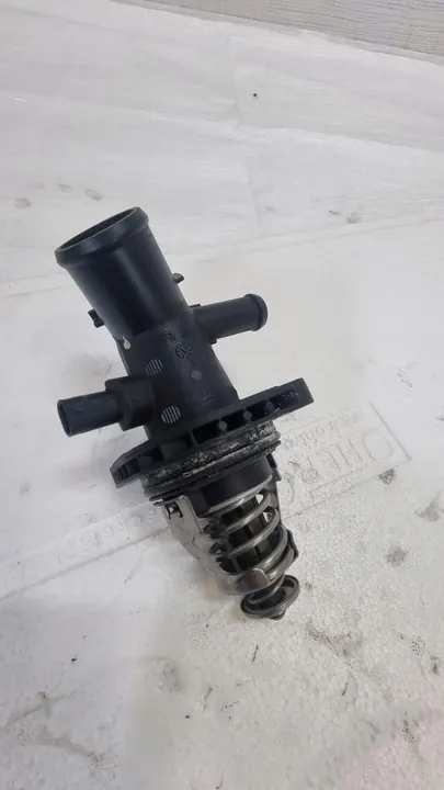 OPEL INSIGNIA B 2.0 CDTI Carcasa de Termostato 55505571 image 4