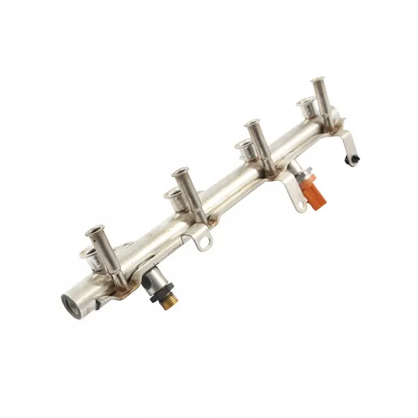 Audi A4 B8 2.0 TFSI Rampe d'injecteurs 06J133317AB image 5