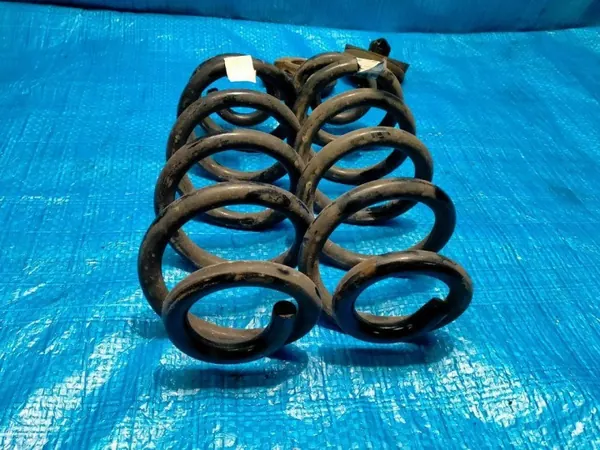 Mola de Suspensão Audi OE OEM 80A511115BE - Usado image 5