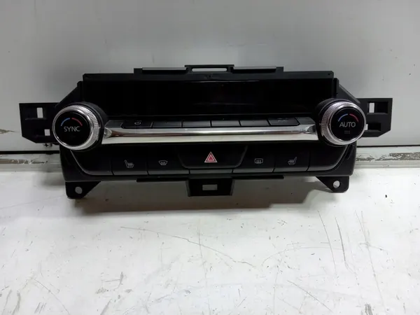 Painel de Controle de Climatização MAZDA CX-30 B0L7-61190 image 3