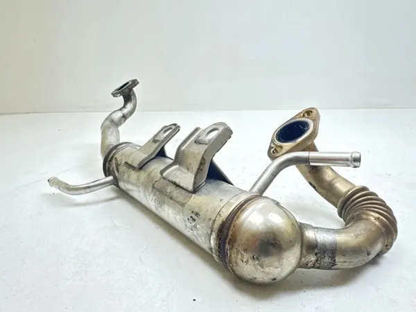 2002 Toyota Avensis Verso Refroidisseur EGR MTL18463 image 3