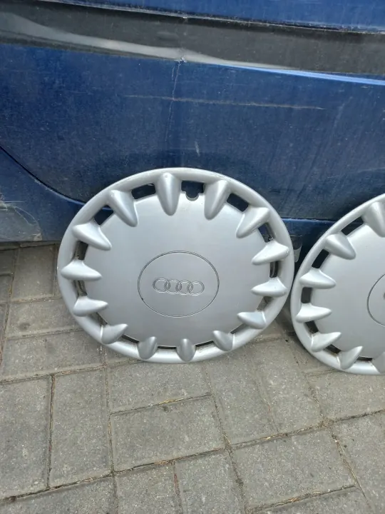 AUDI A4 B5 B6 Coprimozzi Set 8D0601147 15" image 5