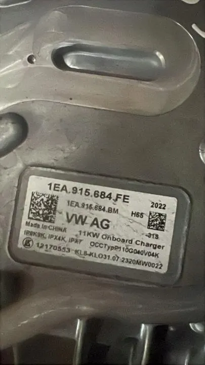 Begagnad Högspänningsladdare OEM 1EA915684FE för VW ID4/ID5 image 4