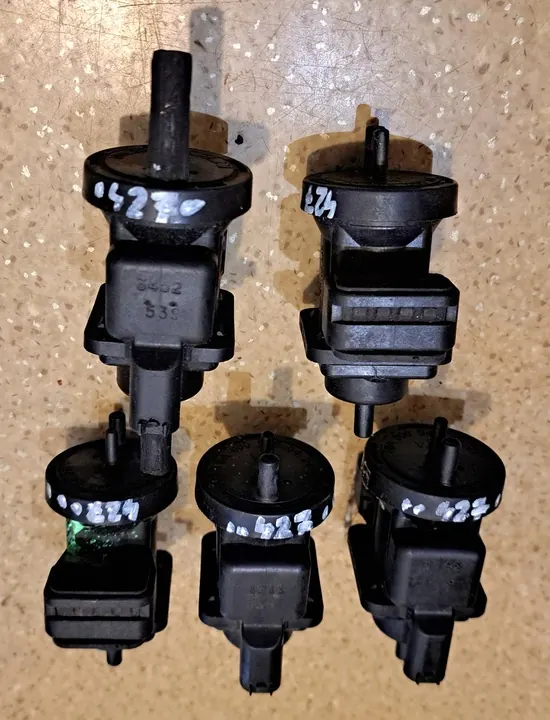 Válvula EGR MERCEDES Turbo Vácuo 0005450427 image 4