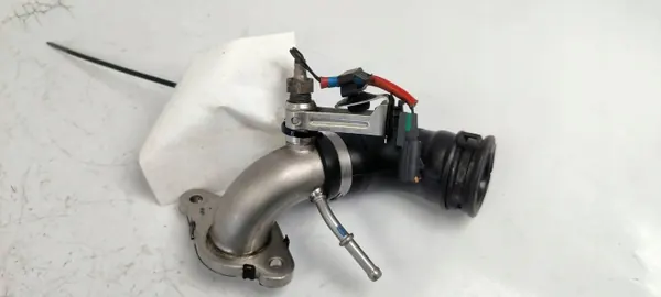 Gebrauchtes Ansaugrohr für Renault Trafic III image 5