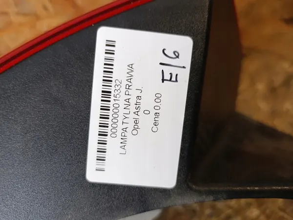 Opel Astra J Kombi Bakljus Höger 2009-2018 image 5