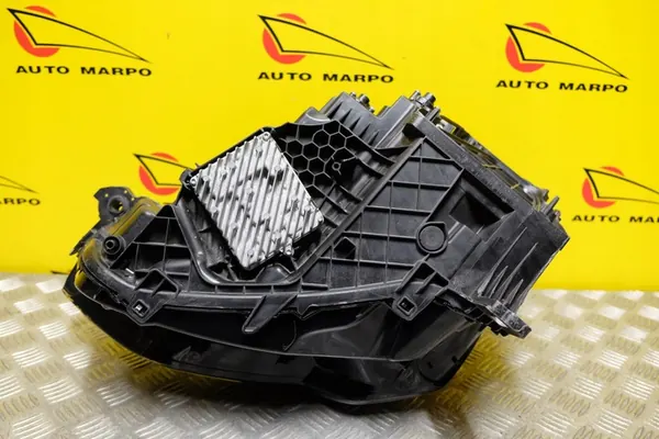 AUDI Q3 2018 Faro LED derecho USA OEM image 10