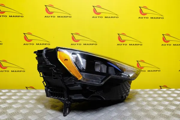 AUDI Q3 2018 Faro LED derecho USA OEM image 3