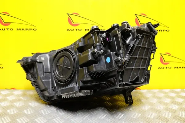 AUDI Q3 2018 Faro LED derecho USA OEM image 8