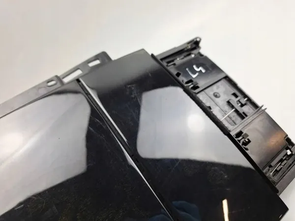 Aschenbecher Mercedes-Benz OEM A2126809950 - Gebraucht image 6