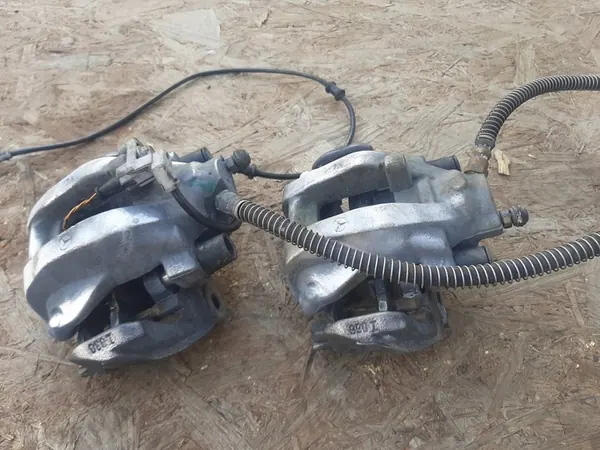 Remschijf en klauwset MERCEDES SL W230 R230 image 6