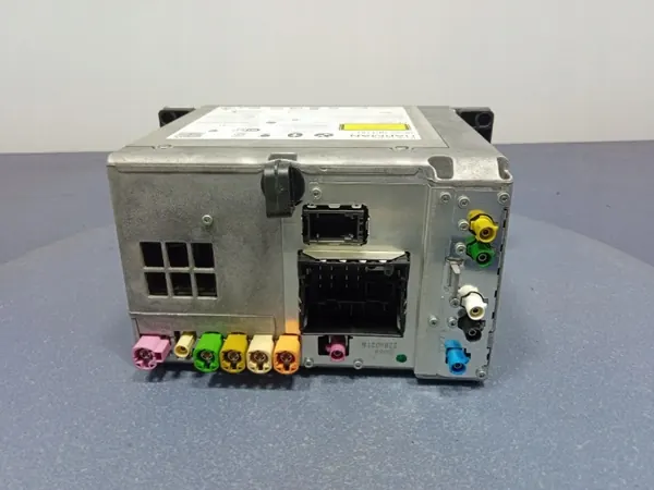 BMW Head Unit NBT OEM 9318750 voor 5 Serie image 4