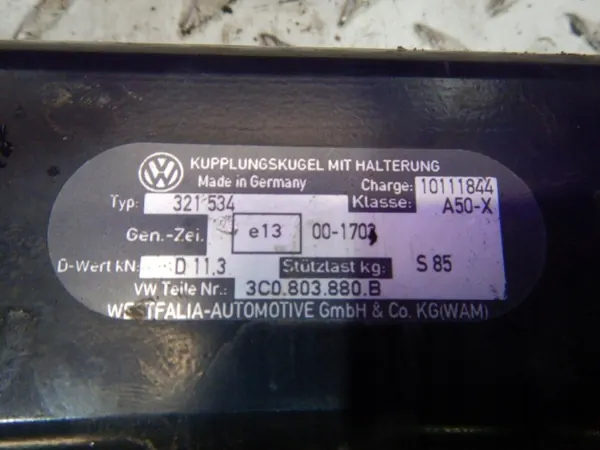 VW Passat B6 Anhängerkupplung OEM 3C0803880B - Gebraucht image 4