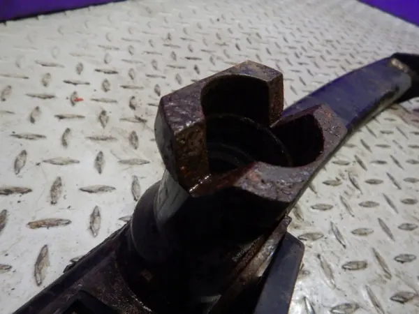 VW Passat B6 Anhängerkupplung OEM 3C0803880B - Gebraucht image 7