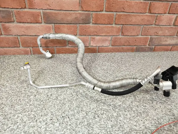 BMW X5 E70 3.0D M57 Ilmastointijohdon Setti OEM 6945726 image 4