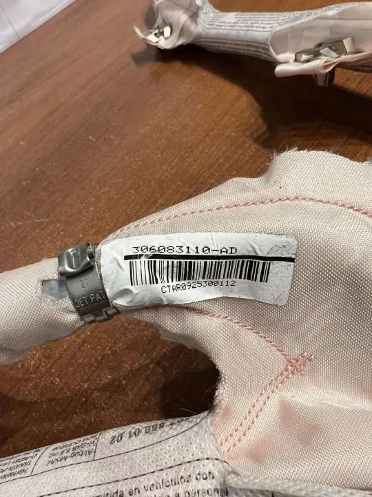 Käytetyt kattopalat OEM D1779 Mercedes-Benz E Cabriolle image 4