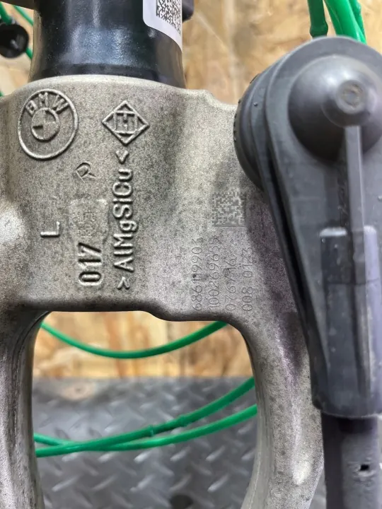 Framvänster luftfjädring OEM 7915945 BMW G11 G12 image 6