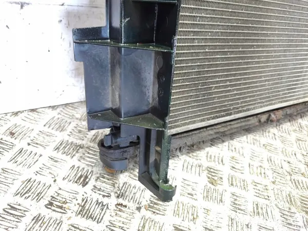 Chrysler OE Wasserkühler OEM AMD169615 image 10