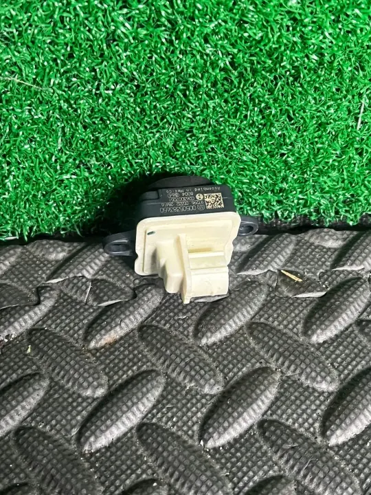Caméra arrière Alfa Romeo GIULIA 2017 OEM 00505383650 image 3