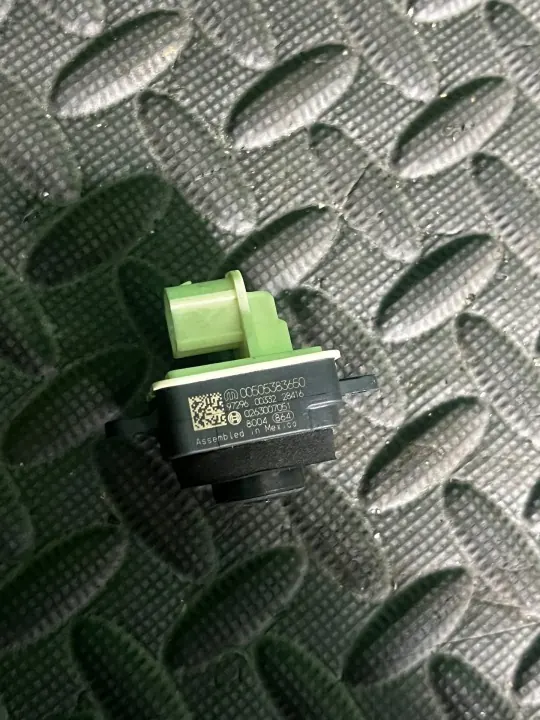 Caméra arrière Alfa Romeo GIULIA 2017 OEM 00505383650 image 5