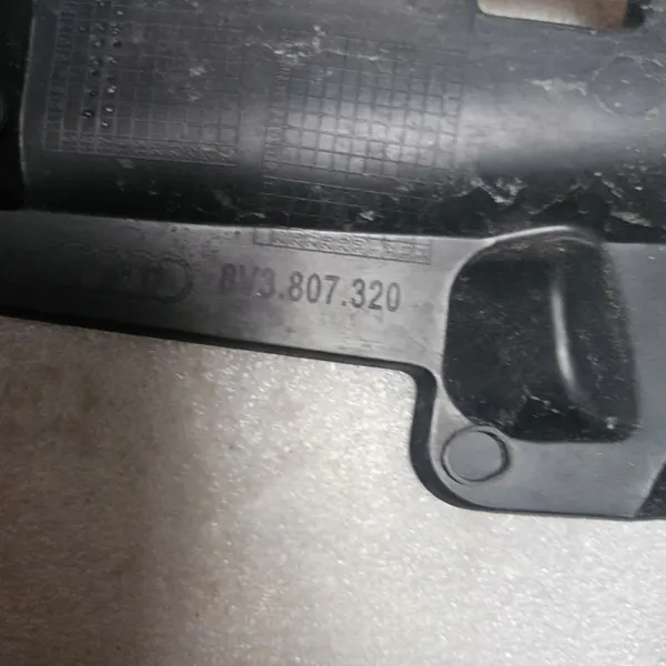 Audi A3 8V Lift Suporte de Para-choque Dianteiro Direito OE 8V3807320 image 4