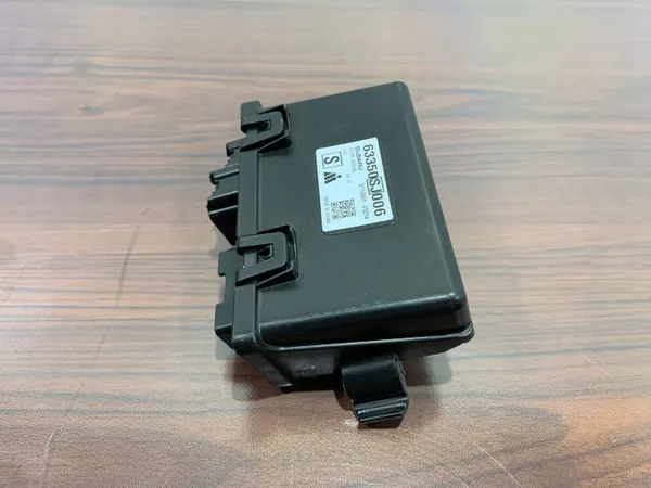 Subaru Forester styrenhet OEM 63350SJ006 image 5