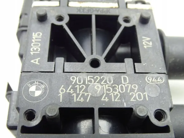 Válvula solenoide de água OEM 9153079 - BMW OE usado image 4