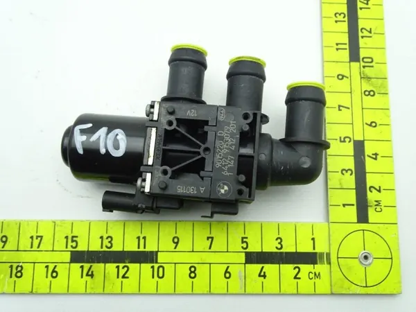 Válvula solenoide de água OEM 9153079 - BMW OE usado image 5