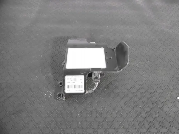 Kia Stinger radar dode hoek 95811-J5001 image 4