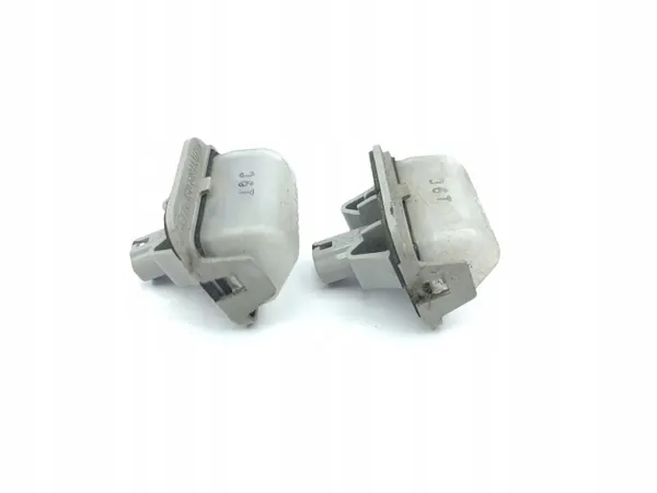 Mazda CX-5 2013 Achterkentekenplaatverlichting OEM 13061971 image 4