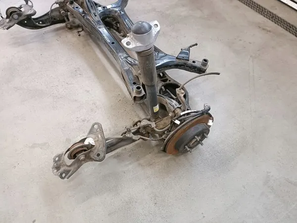 Suspension arrière complète UX 250 UX250 - OEM image 3