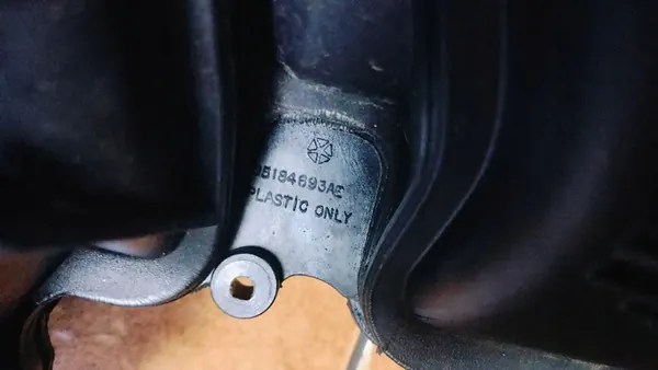 Sensor de coletor de admissão Jeep Cherokee KL 05184693AE image 6