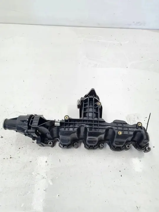 Collecteur d'admission VW GOLF VI CABRIO 1.6L diesel 2010 03L129711AQ image 1