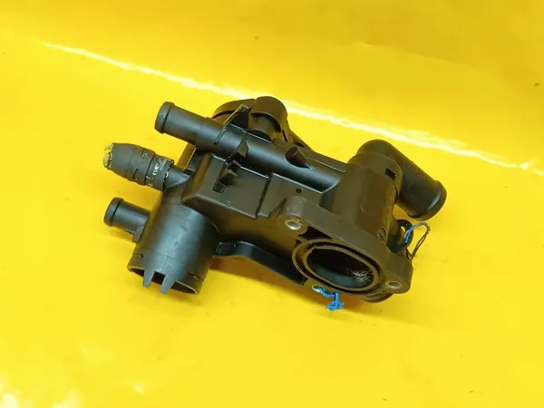 Volkswagen Carcasa de Termostato Polo 1.4B 16V OE 032121111AP image 5